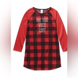 Plaid Christmas Nightgown – Girls XXL (20/22)
